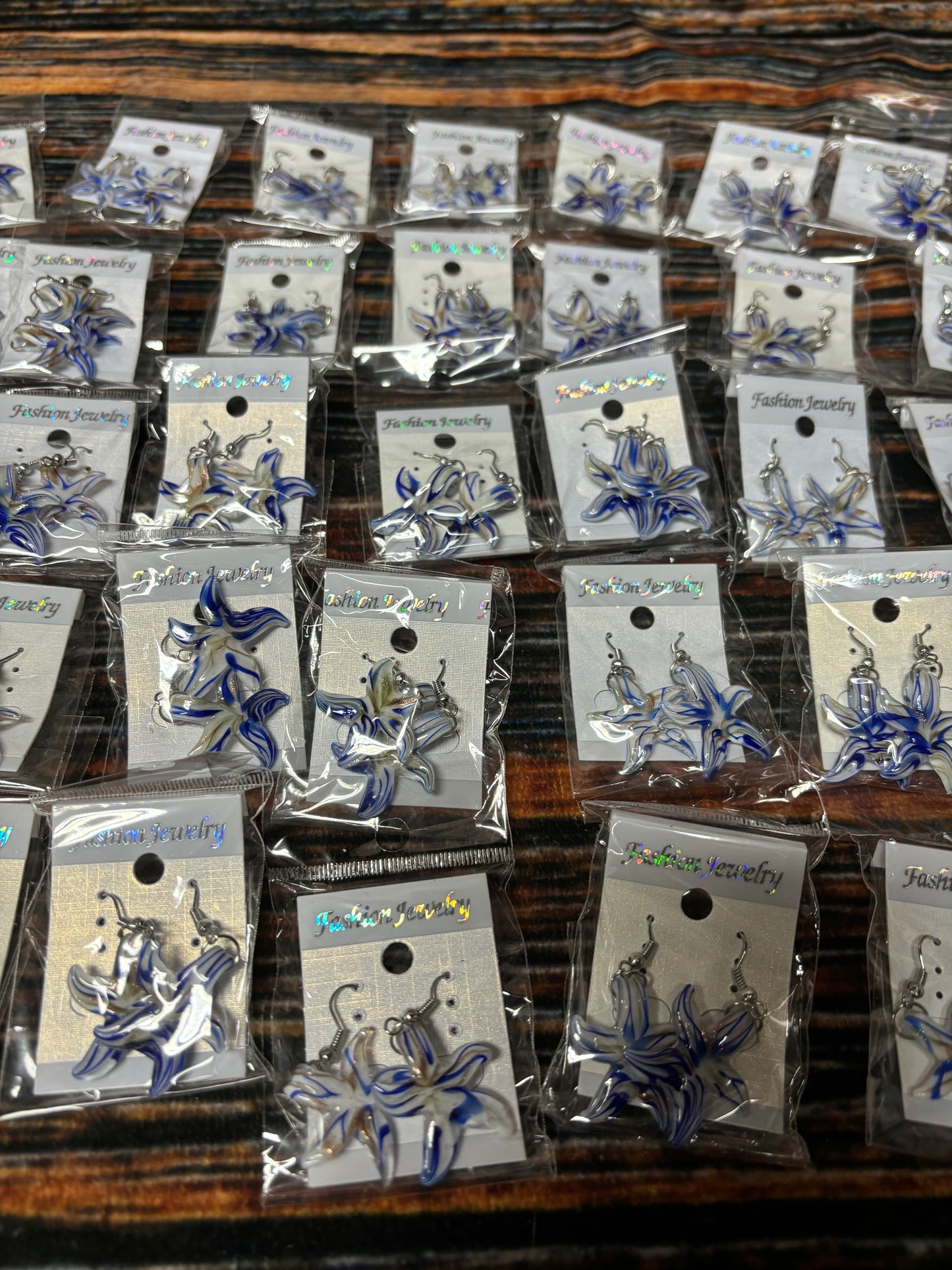 100 Blue star earrings