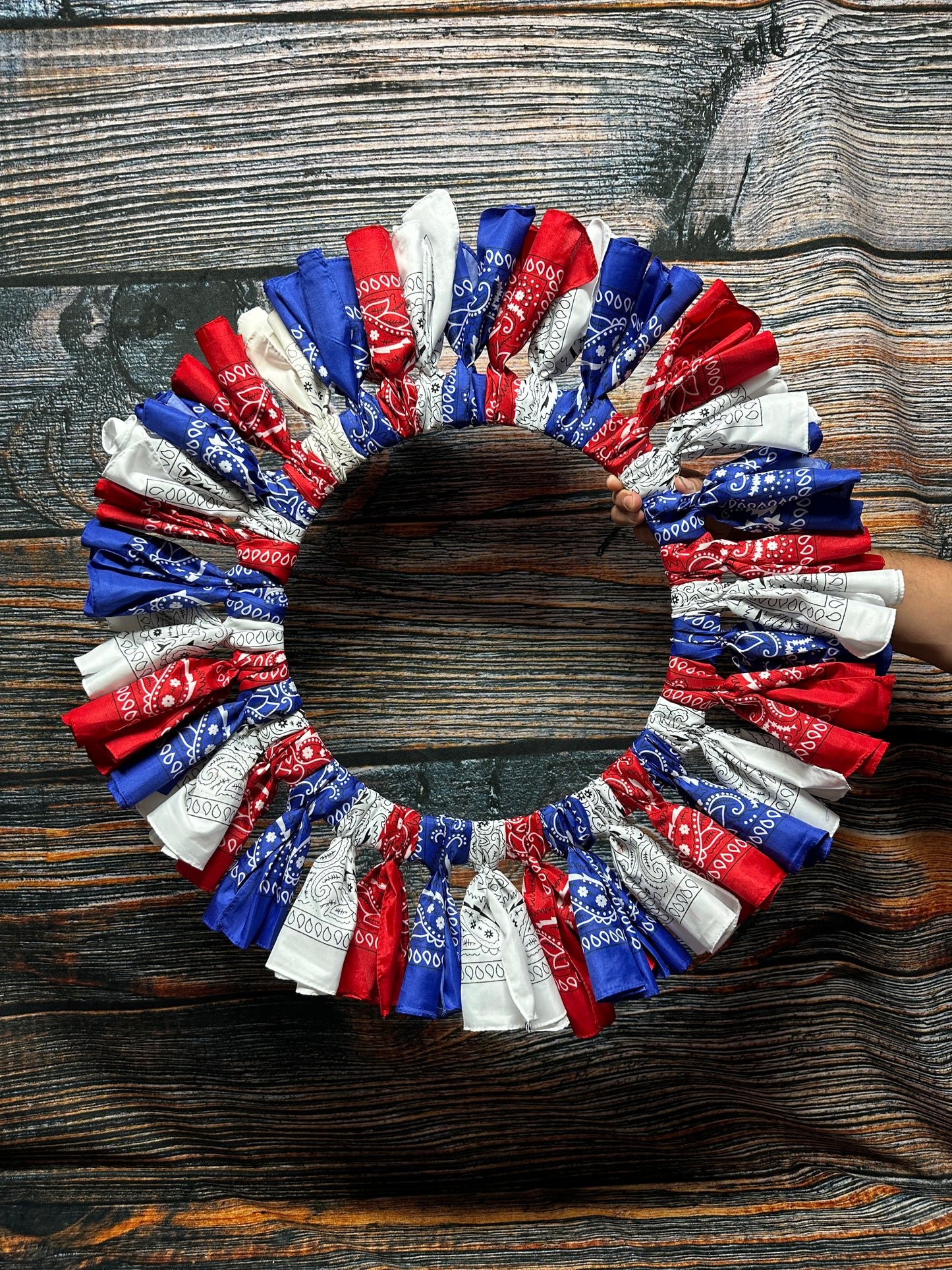 Patriotic Banda Wreath Independence Day Freedom American 30 inch Wall hanging Decoration display honor patriot service Multi Red White Blue